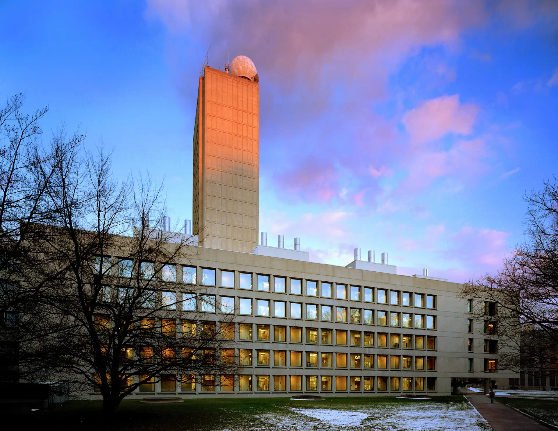 Massachusetts Institute of Technology, Building 18 - Cambridge, Ma 2004 AON Build America Merit Award
